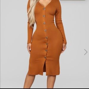 Fashion Nova - Show some sass sweater dress 🧡